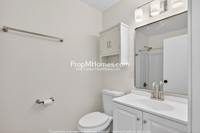 Building Photo - Updated Second-Story Two Bedroom Home In Beaverton!