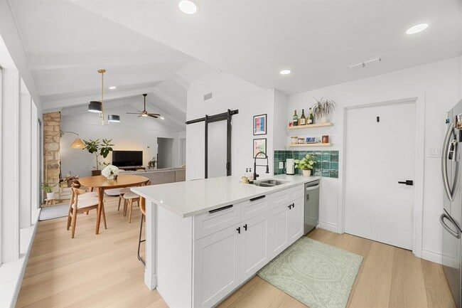 Building Photo - 1514 Desert Quail Ln