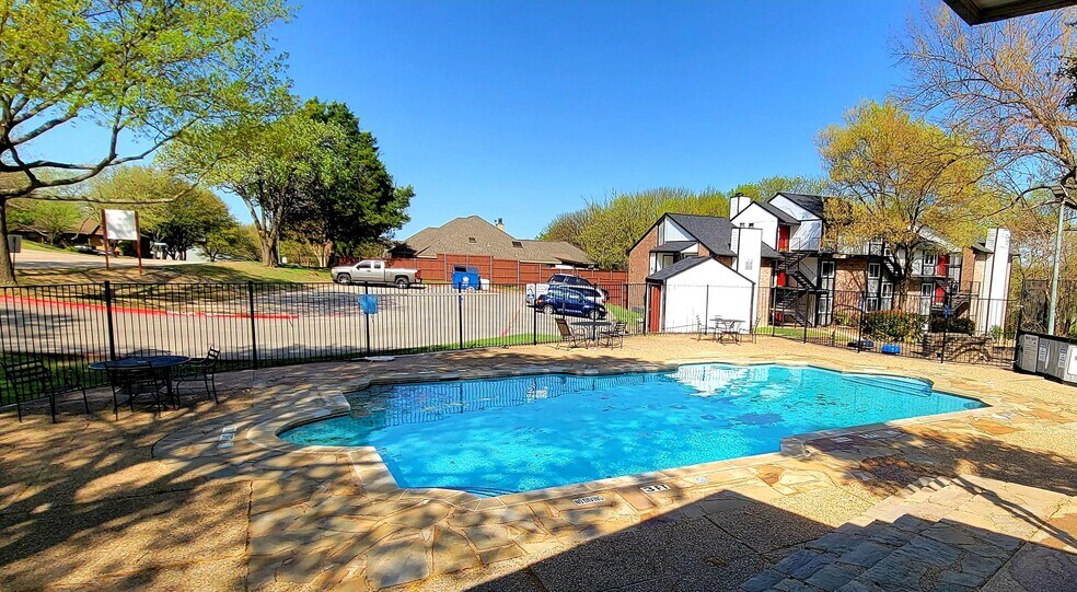 Lakeside Apartments 130 Lake Meadows Dr Rockwall TX 75087 Apartment