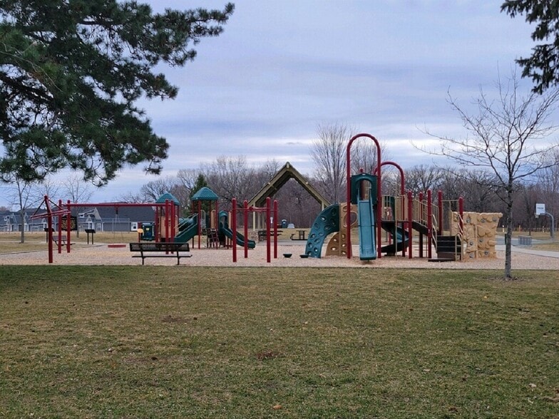 Building Photo - 13642 Brick Path