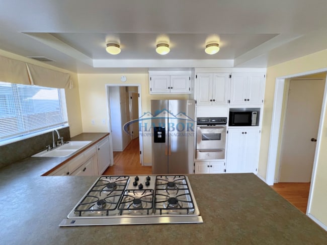 Building Photo - 1967 W 236th St