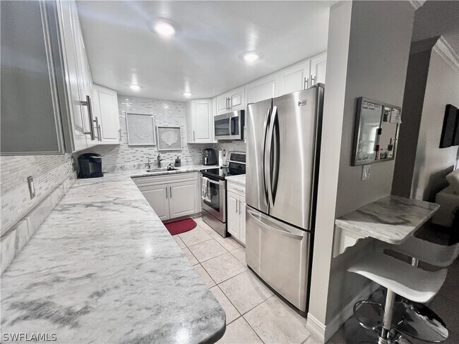 Building Photo - 159 Teryl Rd