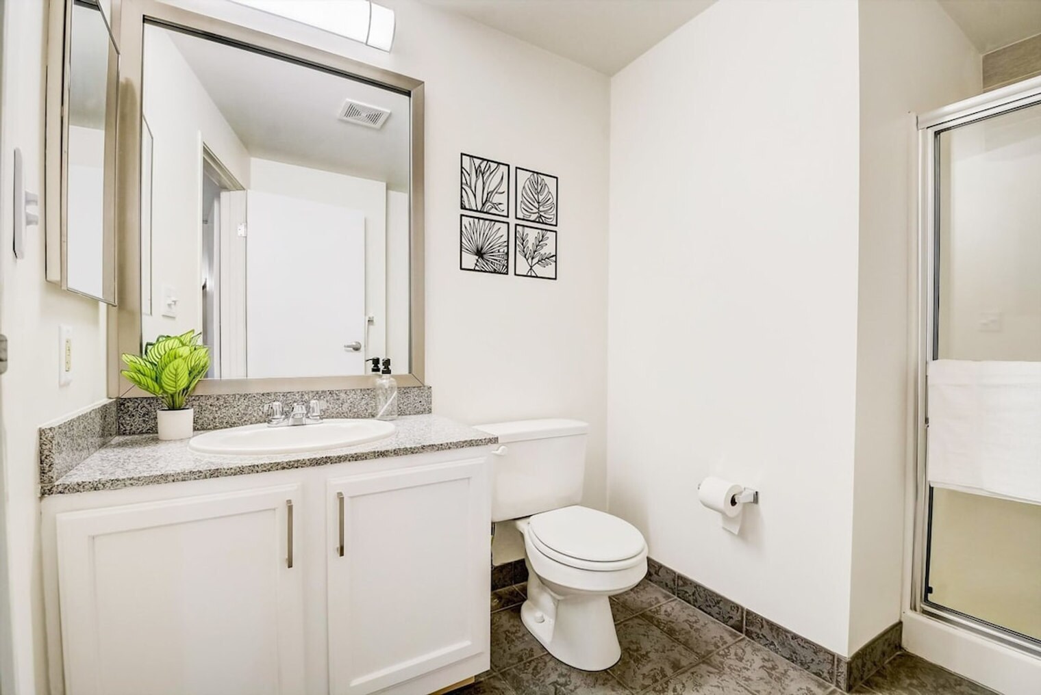 Building Photo - 50 N Illinois St