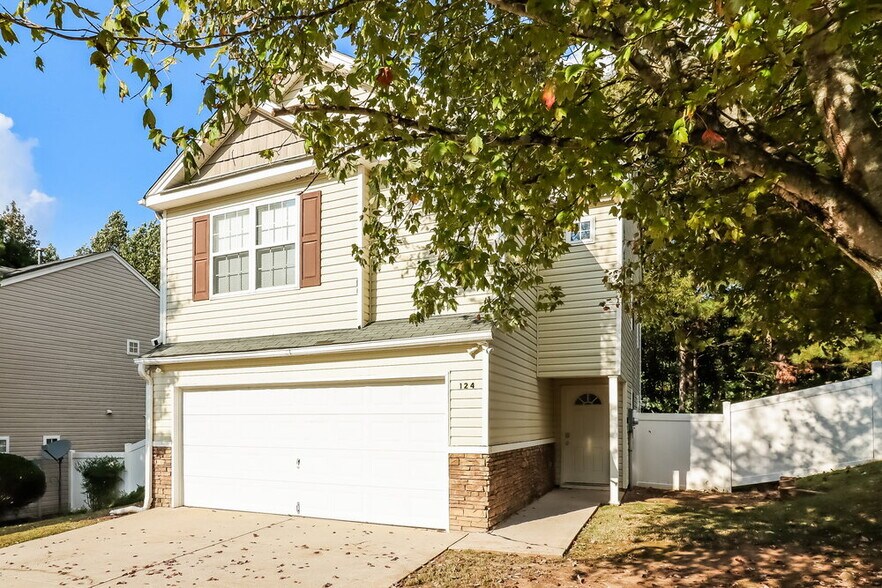 Building Photo - 124 Silver Fox Trail