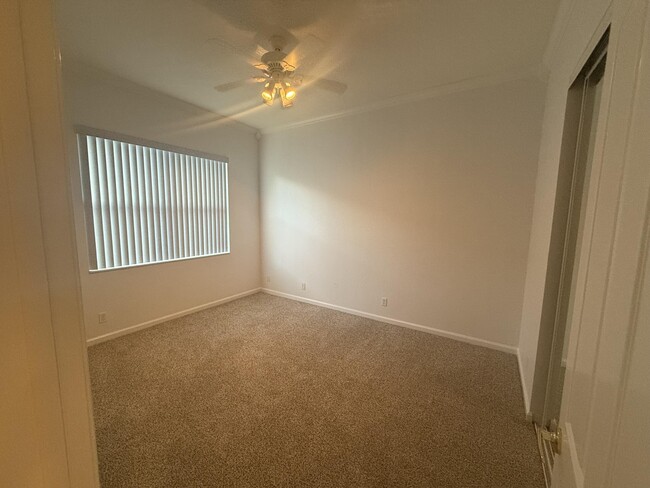 Building Photo - 9041 Bay Harbour Cir
