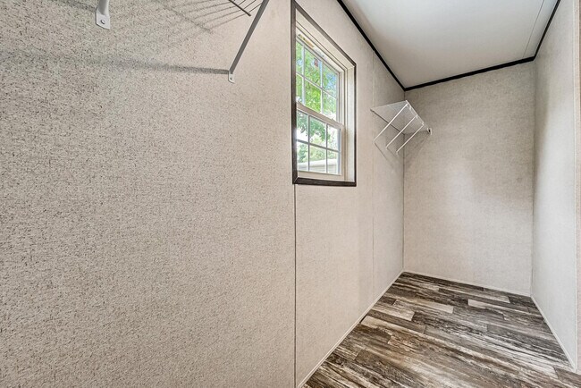 Building Photo - 1387 Red Maple Ln