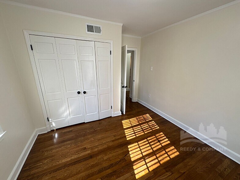 Building Photo - 108 N Highland St