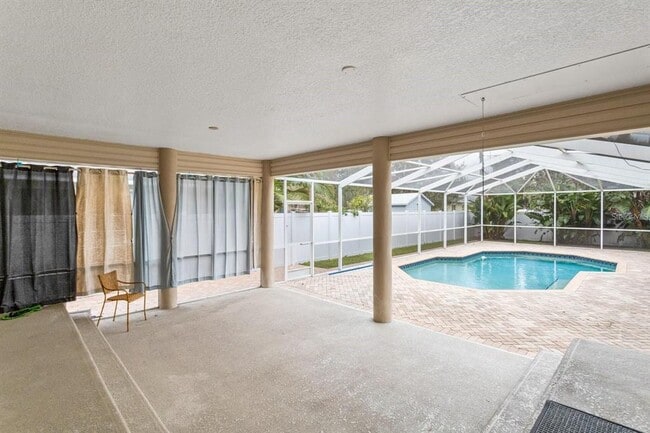 Building Photo - 5 S Orion Ave