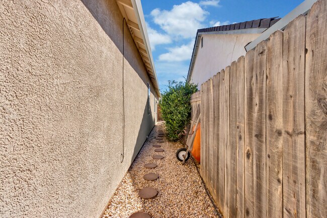 Building Photo - 9332 Caulfield Dr