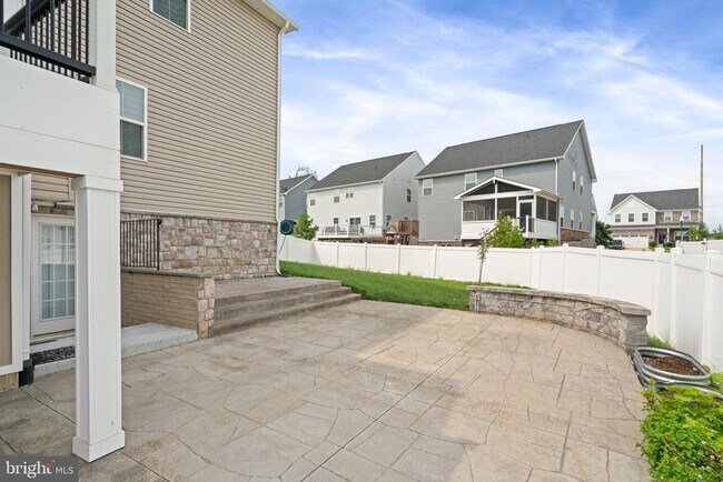 Building Photo - 7550 Mint Springs Ct