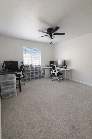 Bedroom #1 - 220 N 22nd Pl