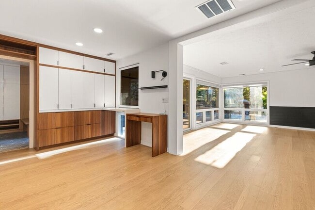 Building Photo - 3145 SW 98th Ave
