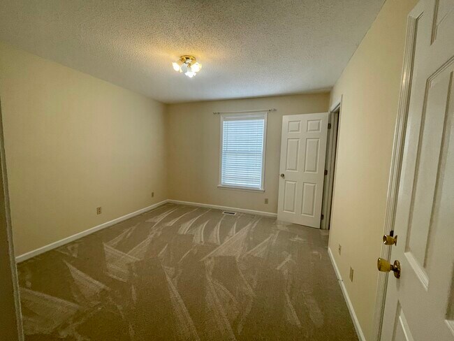 Building Photo - 7224 Howard Bennett Way