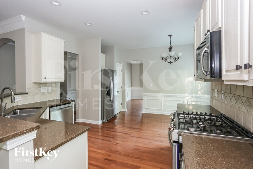 Building Photo - 159 Heywatchis Dr