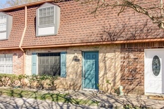 Building Photo - 9303 Hammerly Blvd