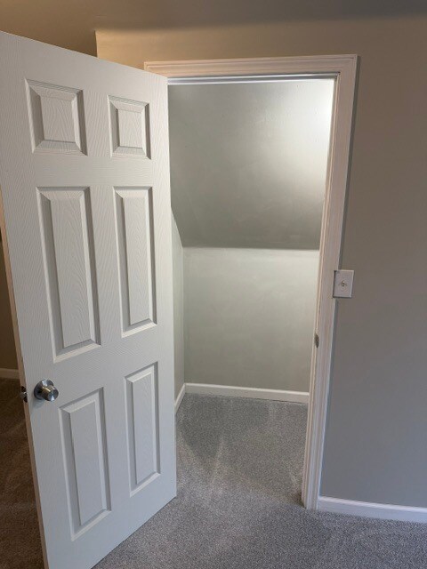 Building Photo - 670 Richmond Ave