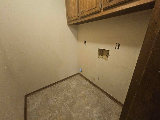 Building Photo - 104 SW 74th St