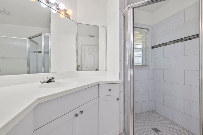 Building Photo - 17038 Terraverde Cir