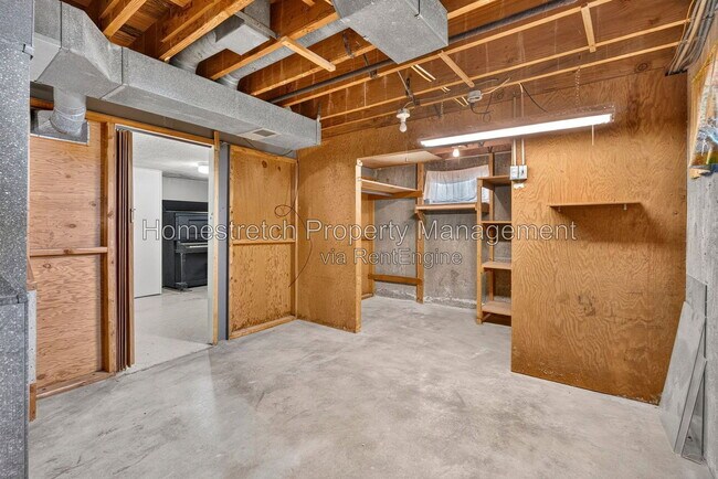 Building Photo - 9826 Ravensbrook Dr