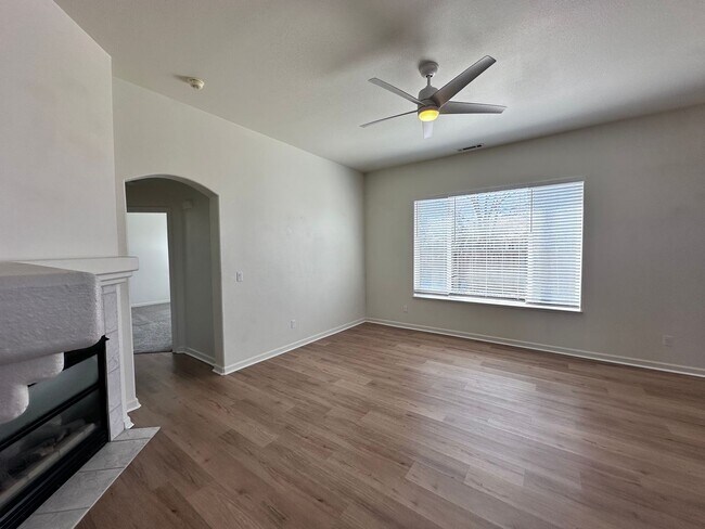Building Photo - 7821 Cadiz Ct