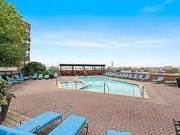 Building Photo - 102 Christopher Columbus Dr