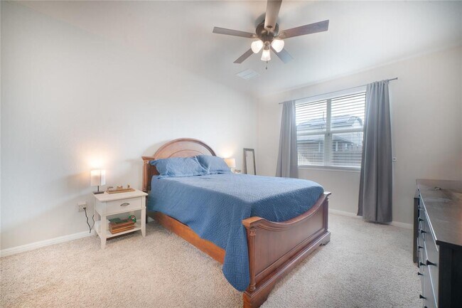 Building Photo - 1228 Vogel Dr