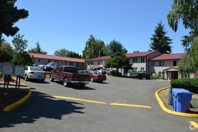 Building Photo - Carriage Apartments