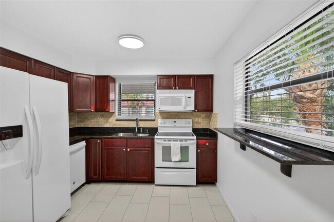 Building Photo - 484 Santa Cruz Pl NE