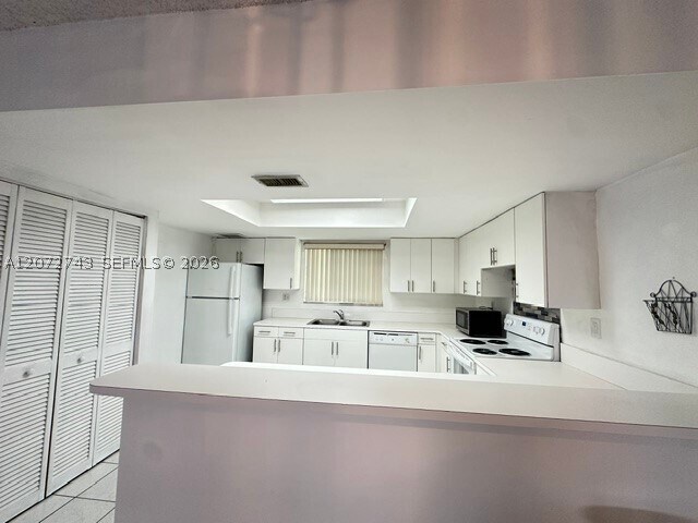 Building Photo - 14909 SW 80th St