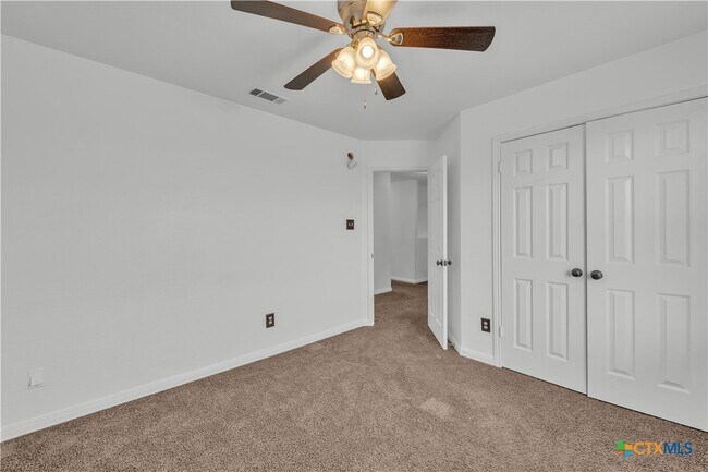 Building Photo - 4205 Thunder Creek Dr