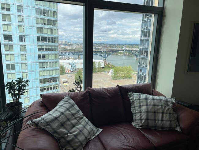 Building Photo - 3601 S RIVER Pky