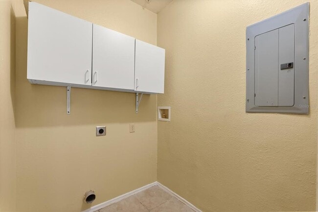 Building Photo - 126 Vista Verdi Cir