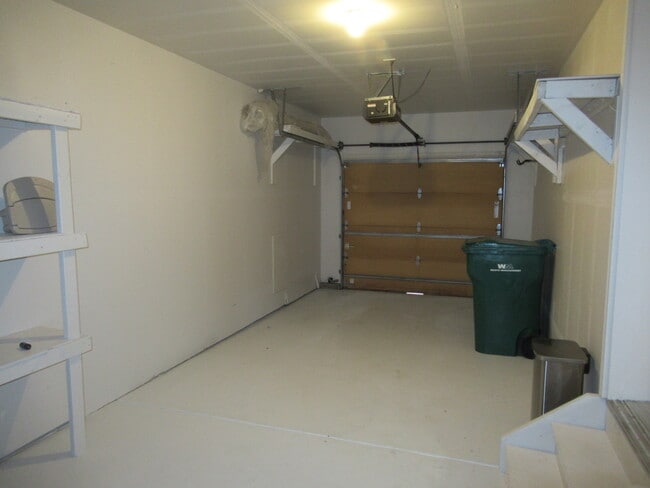 Building Photo - 1918 Bristlecone Dr