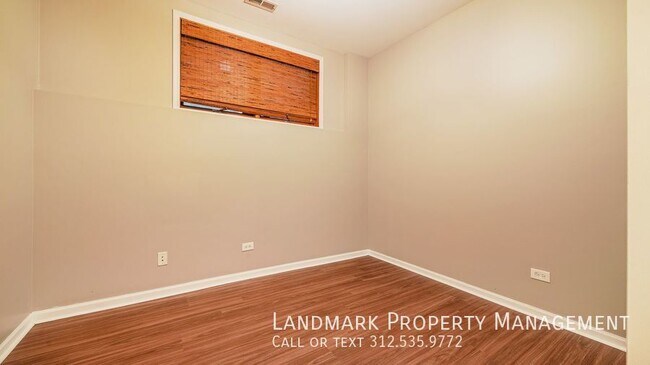 Building Photo - 4428 S Calumet Ave