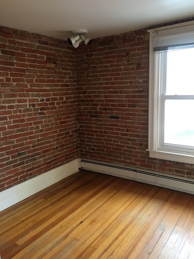 Bedroom 2 - 1638 Adams St