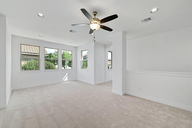 Building Photo - 905 Crestone Stream Dr