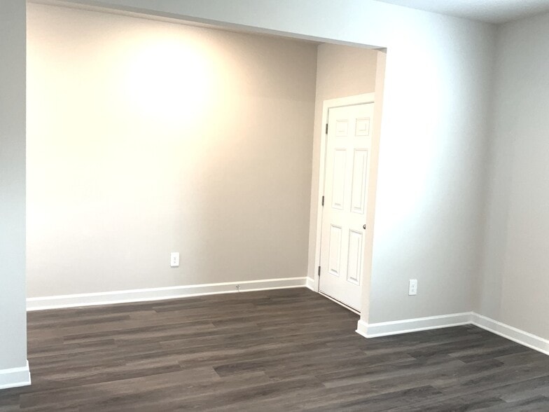 Building Photo - 1088 Appalachian Dr