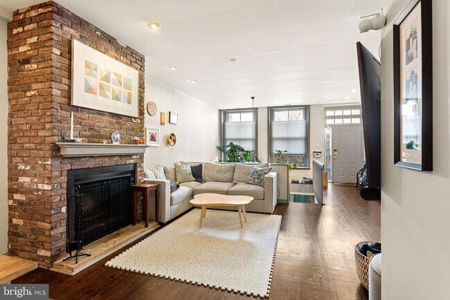 Building Photo - 3 Willings Alley