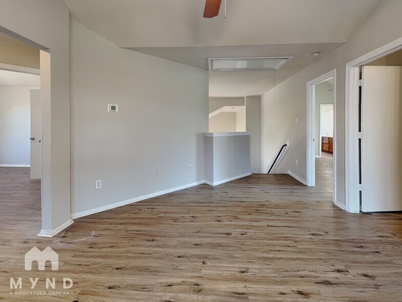 Building Photo - 32003 Ashton Ln