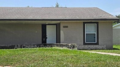 Building Photo - 1210 Fairway Dr