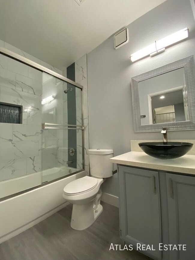 Building Photo - 1916 Old Mill Ln