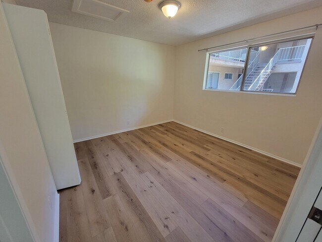 Building Photo - 13530 Leadwell St