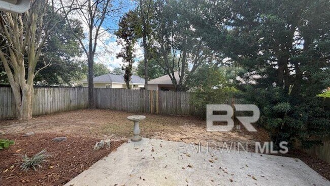 Building Photo - 508 Westchase Ct N