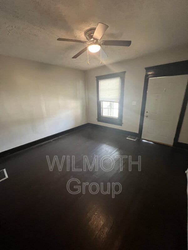 Building Photo - 3123 E Michigan St