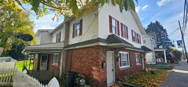 Primary Photo - 450 N Main St