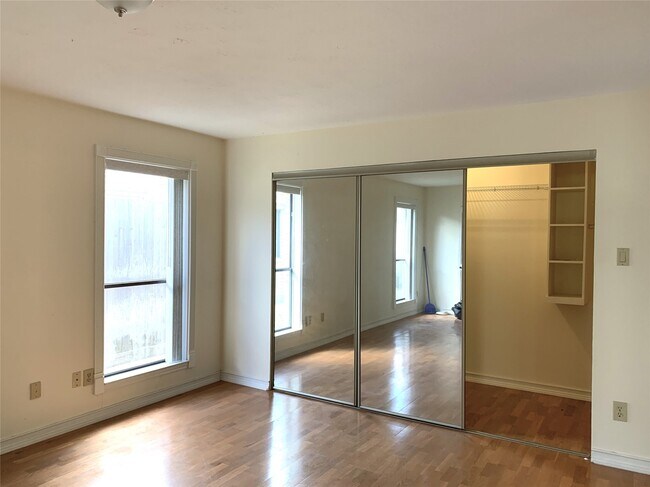 Building Photo - 842 Rolling Mill Dr