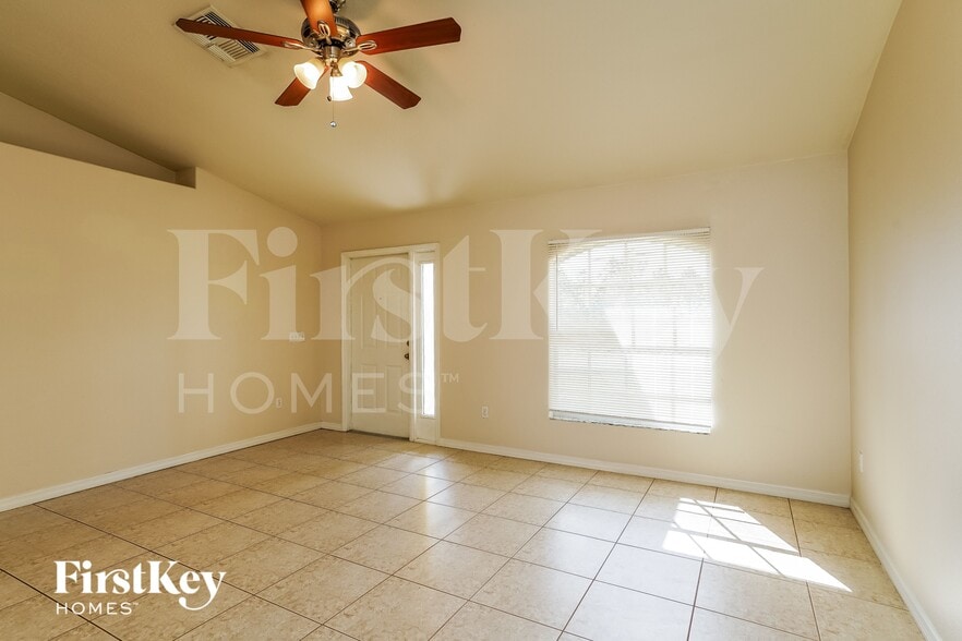 Building Photo - 4302-4312 12th St W