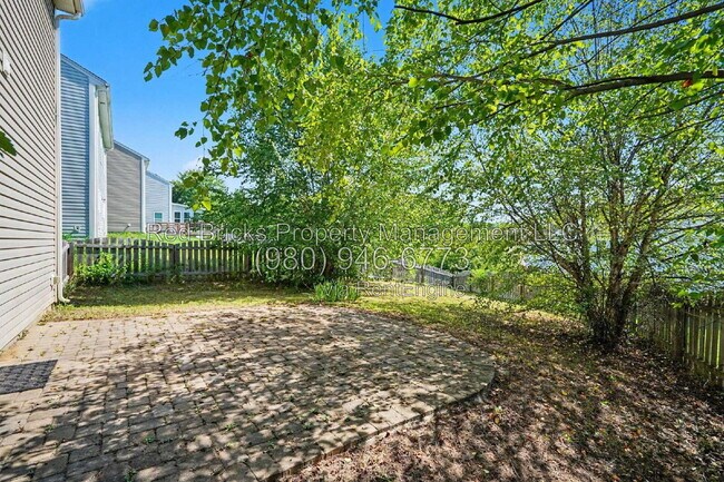 Building Photo - 11325 Deer Chase Ln
