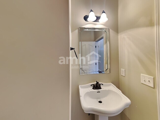 Building Photo - 116 Ruland Cir