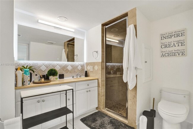 Building Photo - 900 NE Spanish River Blvd